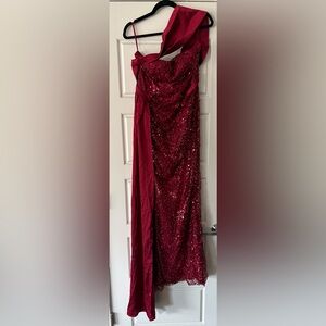 Faeriesty Wine Red Sequin One-Shoulder Formal Gown Elegant Slit Evening Dress XL